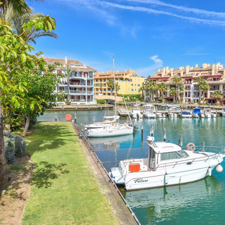 Do You Need Special Paperwork to Moor Your Boat in Spain or the Mediterranean?